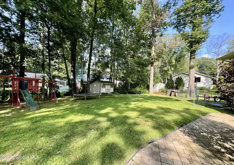 10 Laurel Ln, Ballston Spa, NY 12020 photo 34