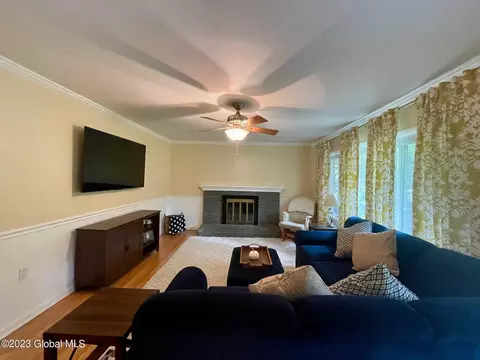 10 Laurel Ln, Ballston Spa, NY 12020 photo 10