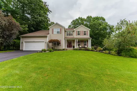 810 Al Constantino Dr, Schenectady, NY 12306