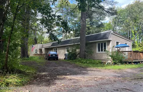 1935 Rt 9n, Saratoga Springs, NY 12866