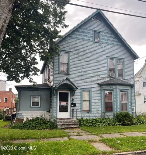 119 James St, Scotia, NY 12302