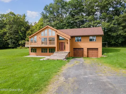 202 Herbal Dr, Warnerville, NY 12187