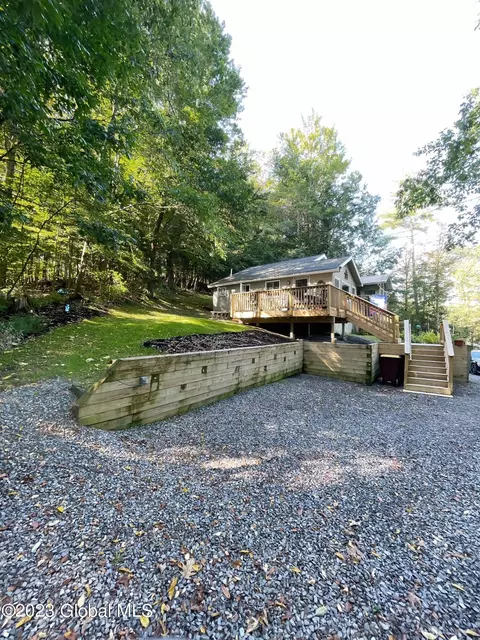 1436 White Ln, Argyle, NY 12809 photo 5