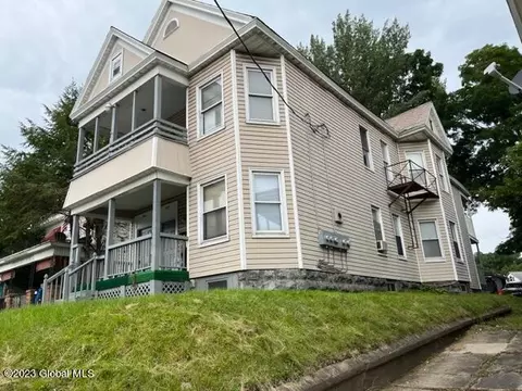 1639 Broadway, Schenectady, NY 12306