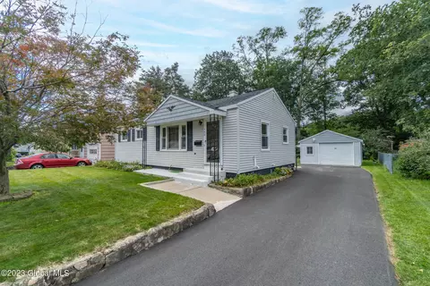 302 Howell St, Schenectady, NY 12303