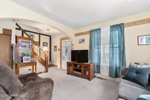 540 Harrison Ave, Schenectady, NY 12306 photo 6