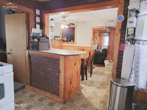39 Hamilton Ave, Corinth, NY 12822 photo 8