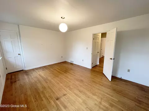 1271 Lock 7 Rd, Schenectady, NY 12309 photo 33