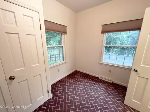 1271 Lock 7 Rd, Schenectady, NY 12309 photo 19