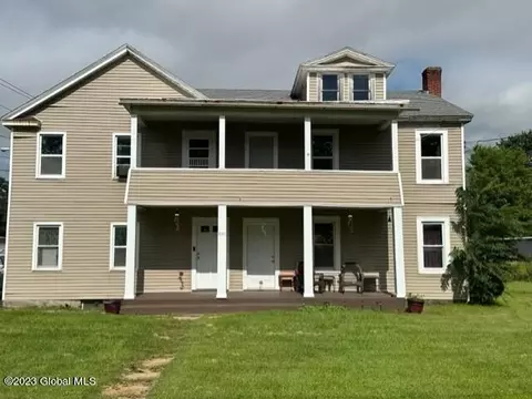 1050 Princetown Rd, Rotterdam, NY 12306