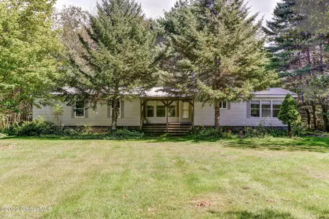 158 State Route 30, Northville, NY 12134