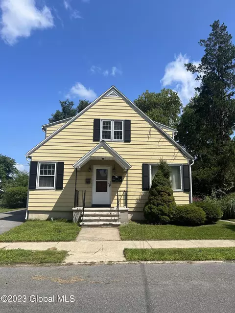 1071 Van Velsen St, Schenectady, NY 12303