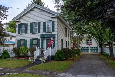 15 Union St, Fultonville, NY 12072