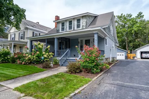 37 Pearl St, Hudson Falls, NY 12839
