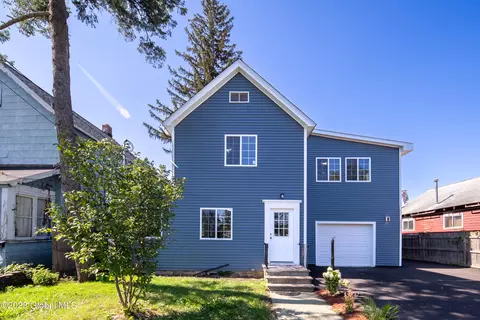 2731 Augustine Ave, Rotterdam, NY 12306