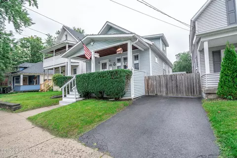 405 Huston St, Scotia, NY 12302