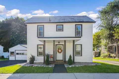 112 Mallard Ln, Cobleskill, NY 12043
