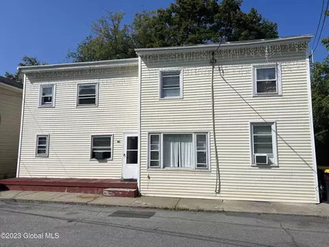 19-21 Penrose Ave, Mechanicville, NY 12118