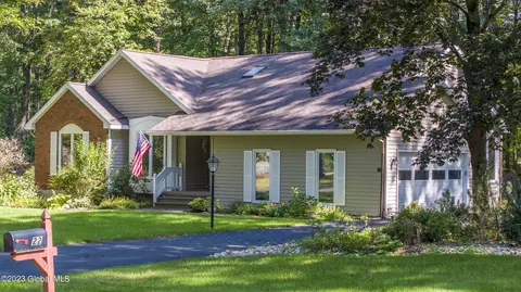 22 Old Deer Camp Rd, Saratoga Springs, NY 12866