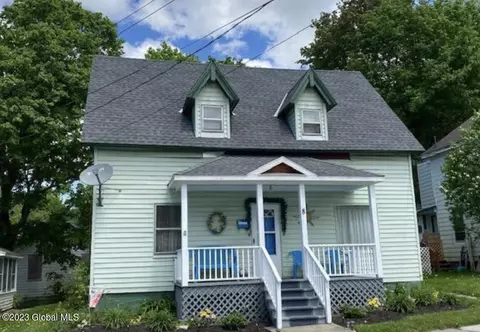 8 Ball St, Hoosick Falls, NY 12090