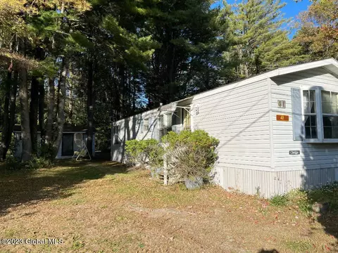 41 Birch Ave, Willsboro, NY 12996