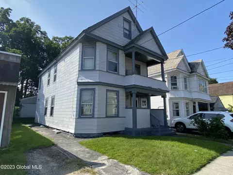 924-926 Bridge St, Schenectady, NY 12303