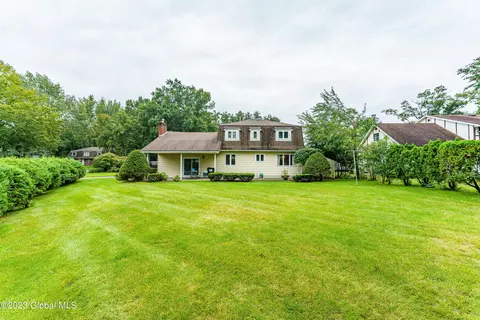 345 Dolan Dr, Schenectady, NY 12306 photo 38