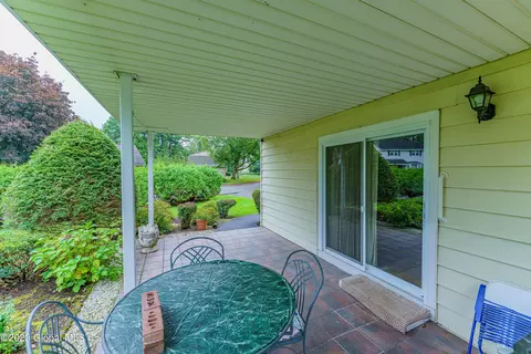 345 Dolan Dr, Schenectady, NY 12306 photo 43