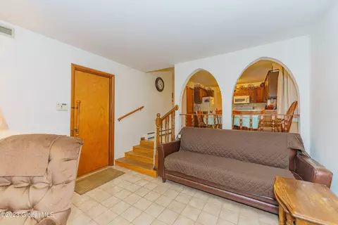 345 Dolan Dr, Schenectady, NY 12306 photo 23
