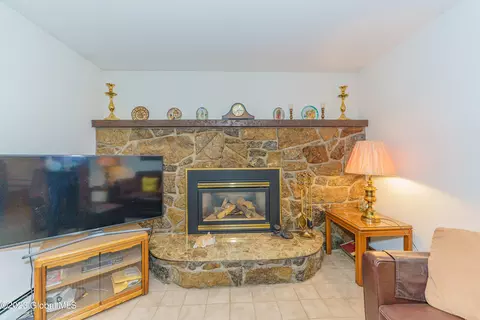 345 Dolan Dr, Schenectady, NY 12306 photo 21