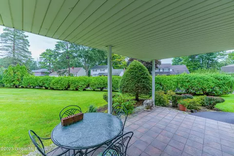 345 Dolan Dr, Schenectady, NY 12306 photo 44