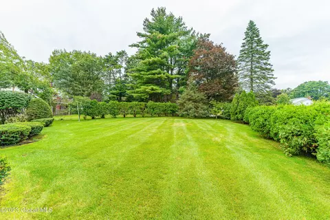 345 Dolan Dr, Schenectady, NY 12306 photo 37