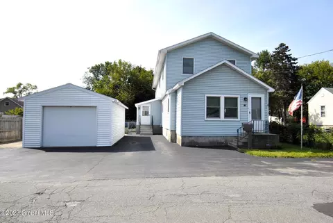 16 North St, Albany, NY 12205