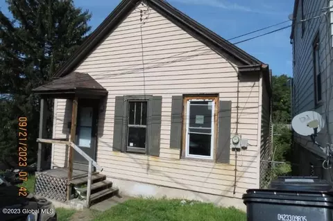 16 Mann Ave, Troy, NY 12180