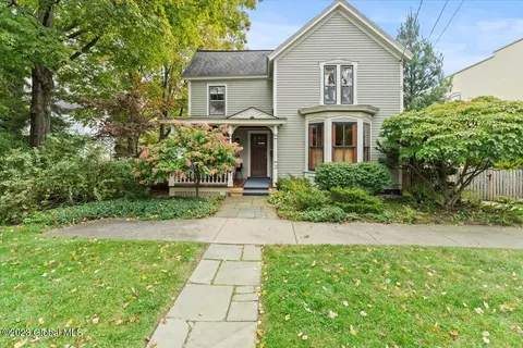 52 Bryan St, Saratoga Springs, NY 12866