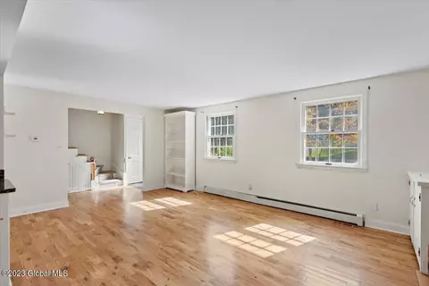 30 E Bayberry Rd, Glenmont, NY 12077 photo 13