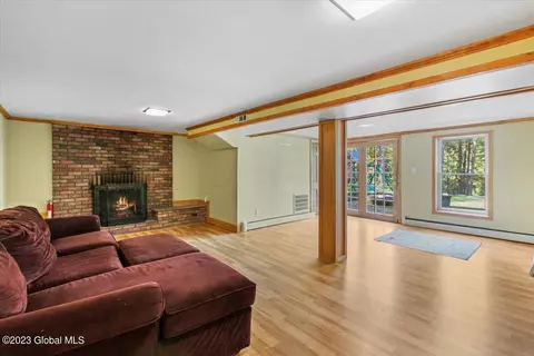 30 E Bayberry Rd, Glenmont, NY 12077 photo 26