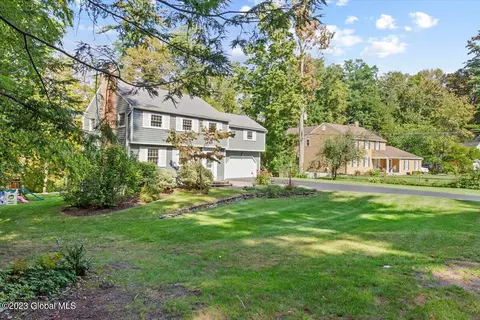 30 E Bayberry Rd, Glenmont, NY 12077 photo 34