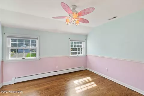 30 E Bayberry Rd, Glenmont, NY 12077 photo 18