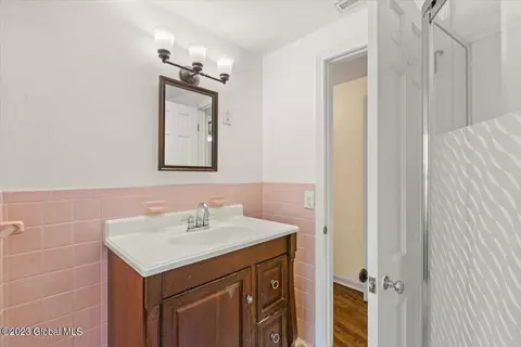 30 E Bayberry Rd, Glenmont, NY 12077 photo 23
