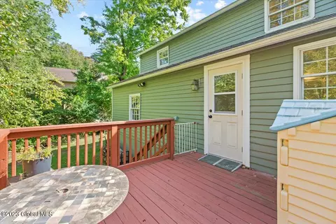 30 E Bayberry Rd, Glenmont, NY 12077 photo 29