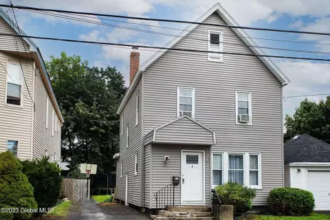 313 Sanders Ave, Schenectady, NY 12302