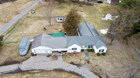 4177 Western Tpke, Altamont, NY 12009