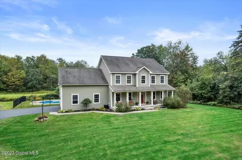 67 Lake Rd, Ballston Lake, NY 12019