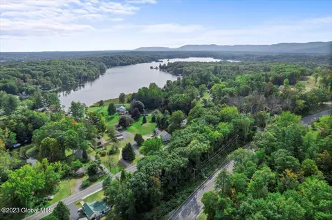 575 Moon Hill Rd, Lake George, NY 12845