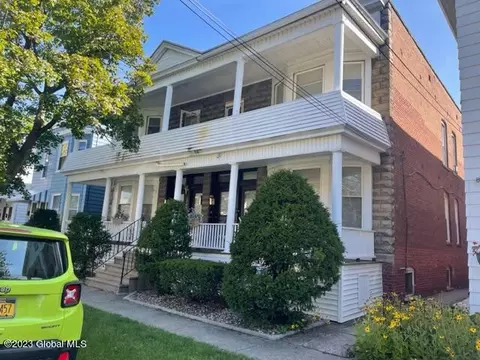 1806 08 6th Ave, Watervliet, NY 12189