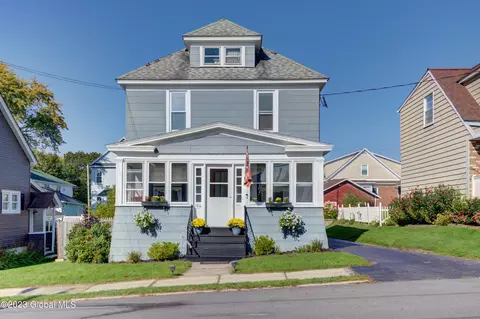 186 Brookside Ave, Amsterdam, NY 12010