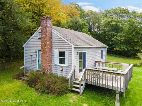 688 Rickard Hill Rd, Schoharie, NY 12157
