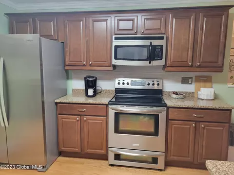 3235 E Lydius St, Schenectady, NY 12303 photo 20