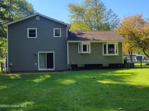 3235 E Lydius St, Schenectady, NY 12303 photo 11